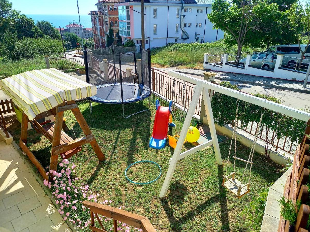 Family Hotel Amore بايالا المظهر الخارجي الصورة