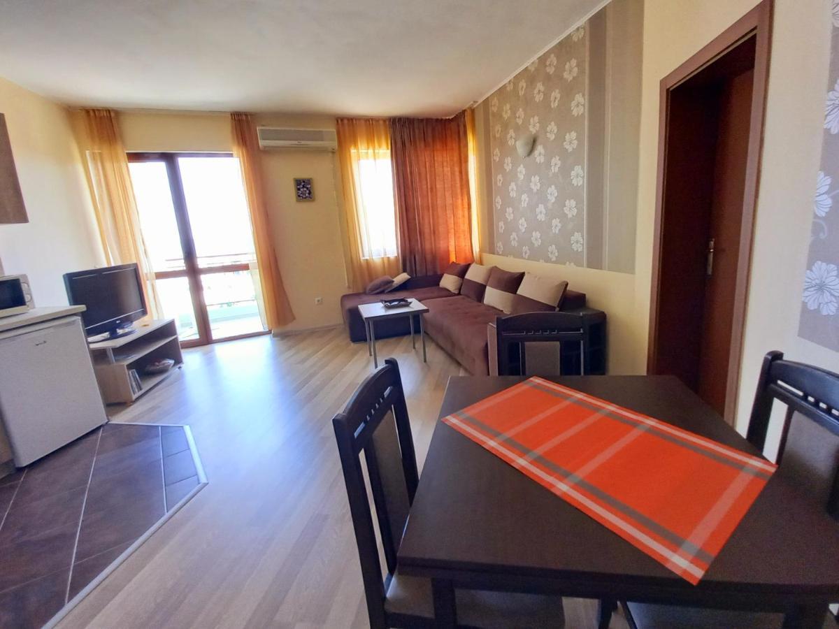 Family Hotel Amore بايالا المظهر الخارجي الصورة