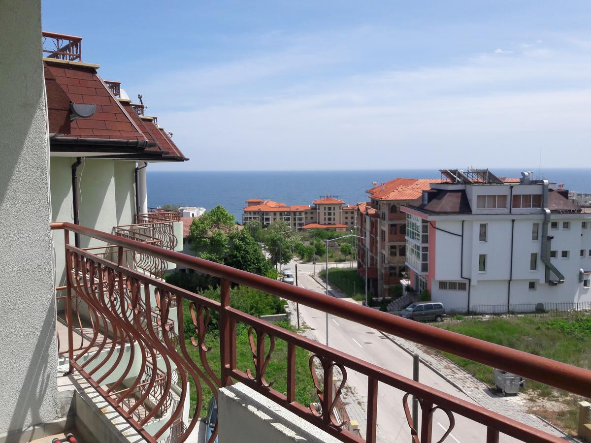 Family Hotel Amore بايالا المظهر الخارجي الصورة