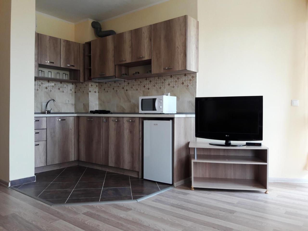 Family Hotel Amore بايالا المظهر الخارجي الصورة