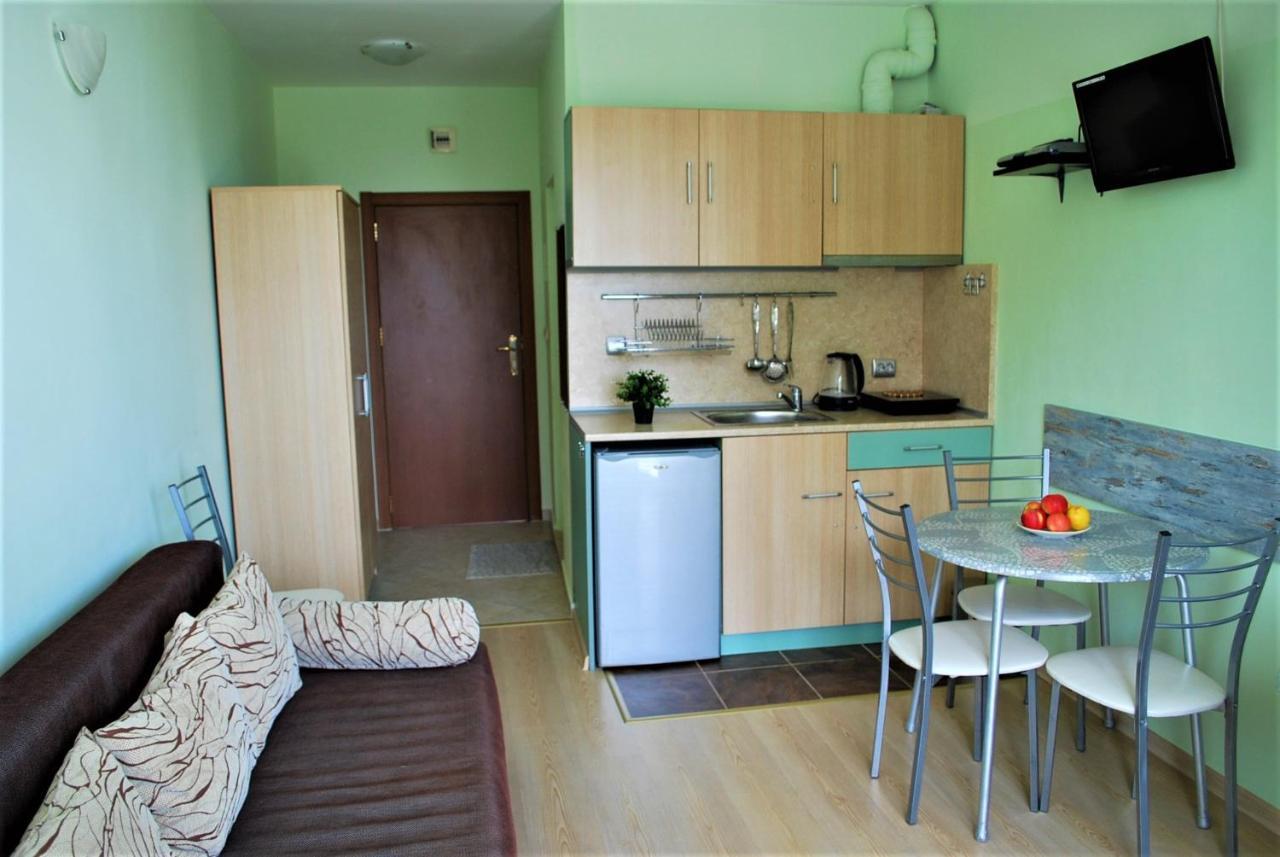 Family Hotel Amore بايالا المظهر الخارجي الصورة