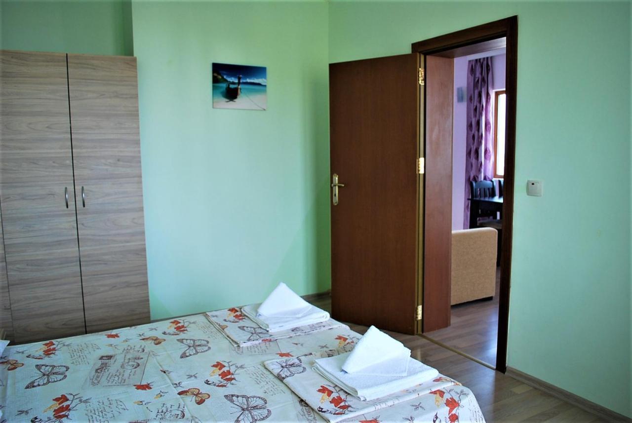 Family Hotel Amore بايالا المظهر الخارجي الصورة